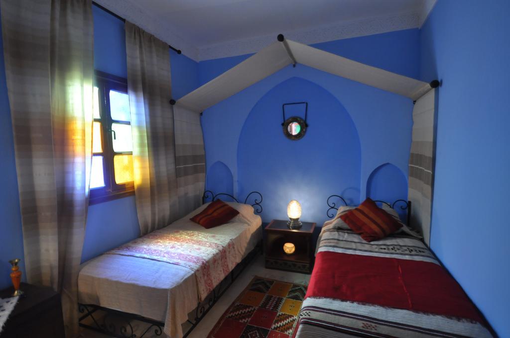 Riad La Famille Marrakesh Room photo
